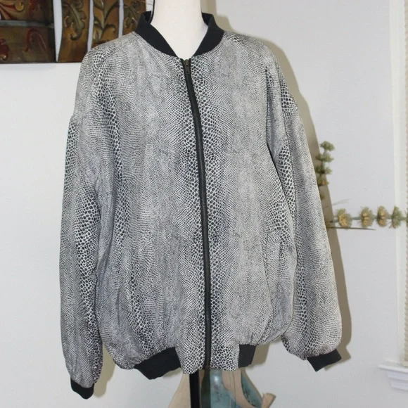 Robert Stock limited , bomber jacket 100% silk - Picture 2 of 9